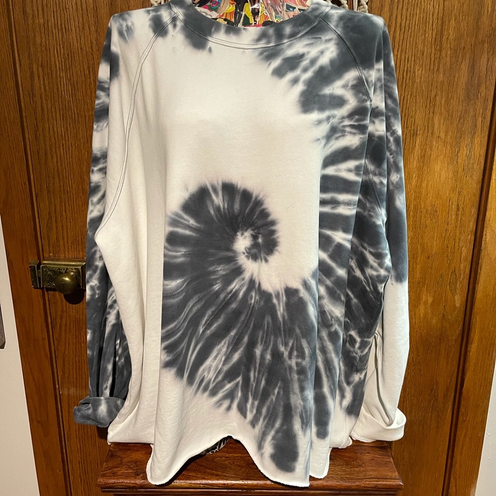 GAP Oversized Tie Dye Sweatshirt